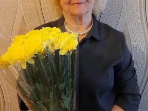 Волонтёры культуры поздравили с днём рождения Татьяну Васильевну Рахманову